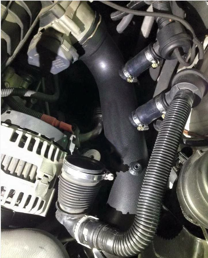 Charge pipe for BMW e8X e9X w N54