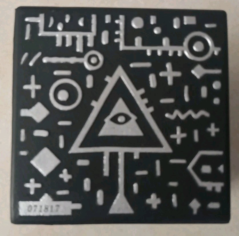 Merge Cube AR VR Augmented Reality Interactive Hologram