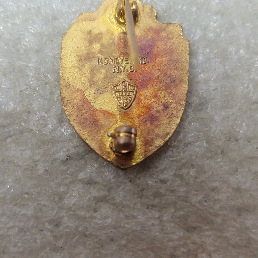 Original WW2 US Army 3rd Engineer Battalion DUI Unit Crest Latch Clasp Made USA