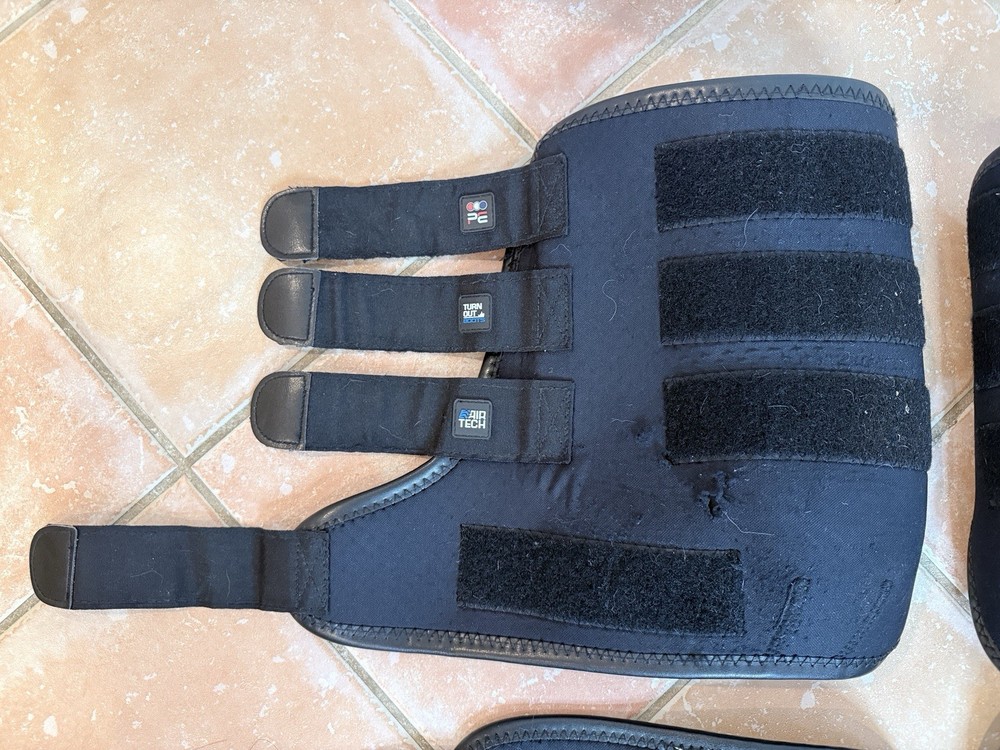 Premier Equine Air-Tech Turnout Boots Large Set 4 Front & Hind Working