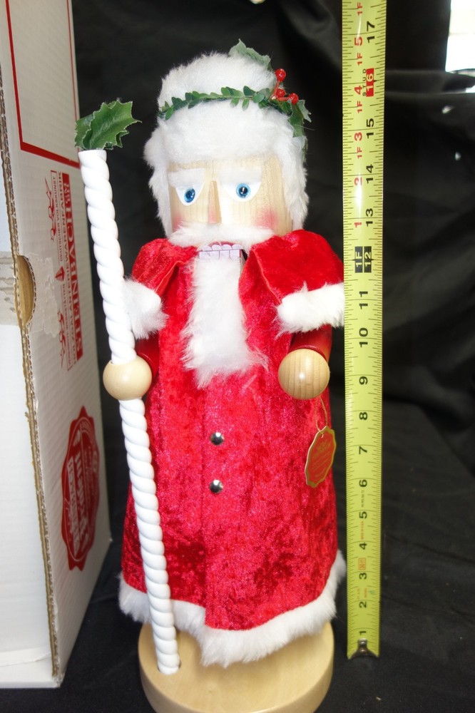 Steinbach Mistletoe Santa Nutcracker in a Father Frost Box