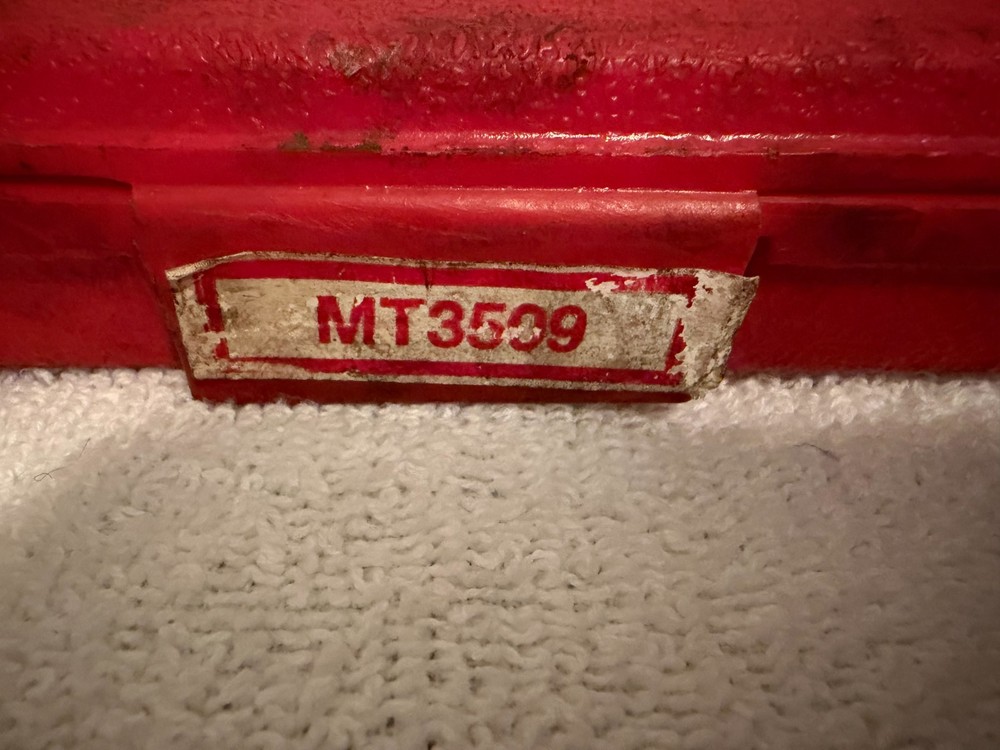 Snap-On MT3509 Diesel Compression Adapter Set complete