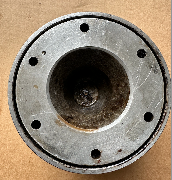 Cheoy Lee #21, 25 Winches