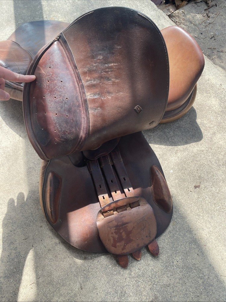Dover Circuit English 17" saddle