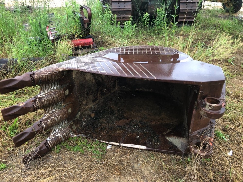 Excavator bucket