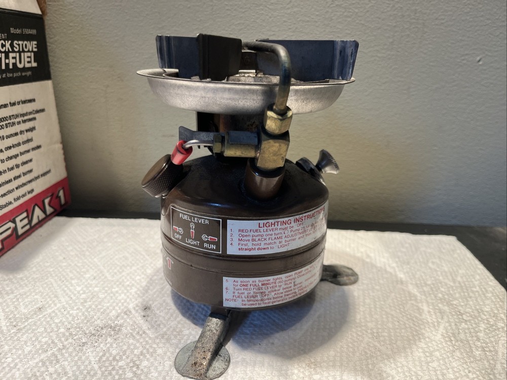 Coleman Peak 1 Model 400 Backpacking Stove