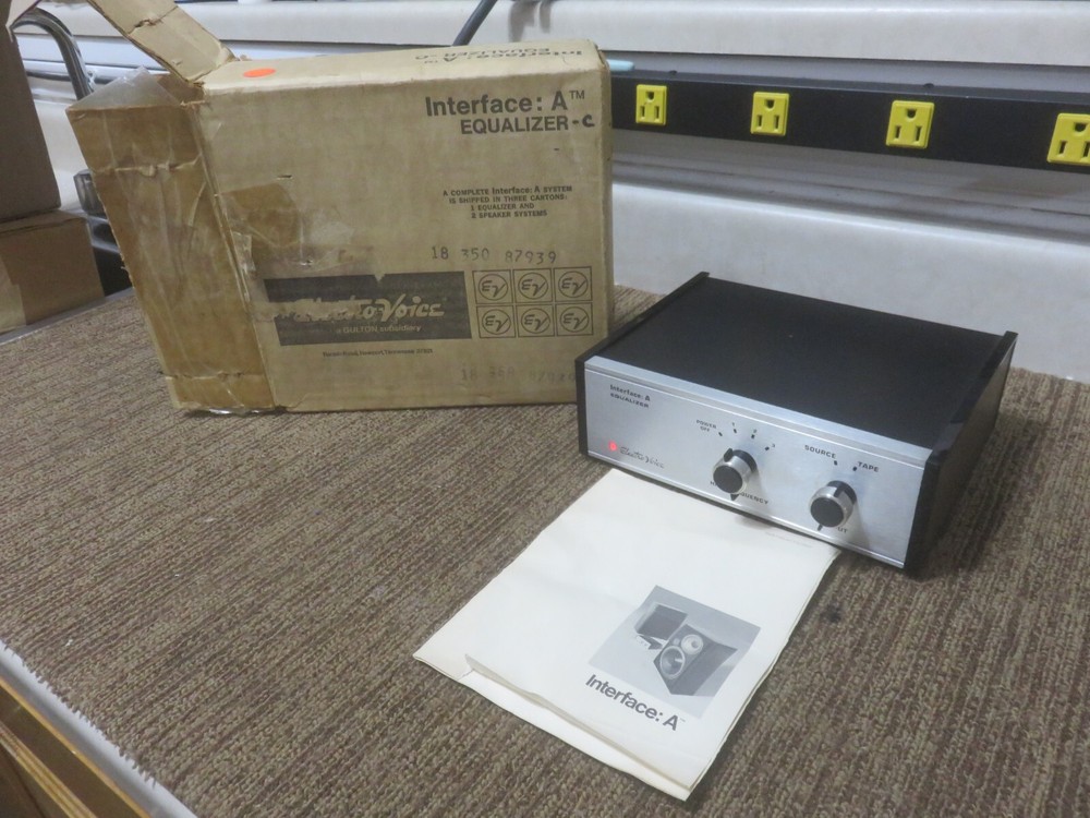 ELECTROVOICE INTERFACE A EQUALIZER STILL IN FACTORY BOX