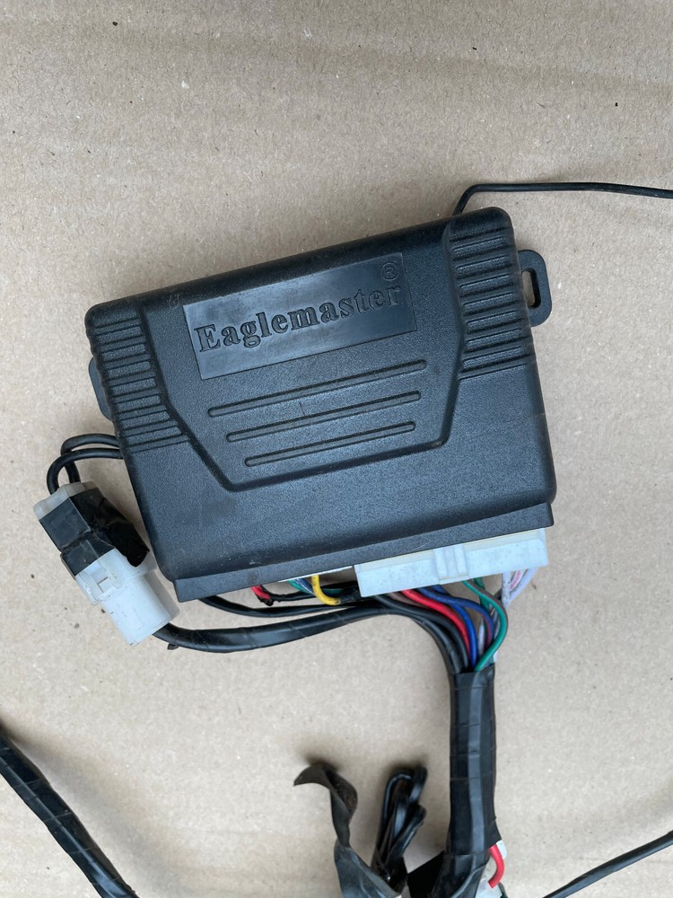 ALARM SENSOR ECU Module EAGLEMASTER LT-5200  97RA-0103516