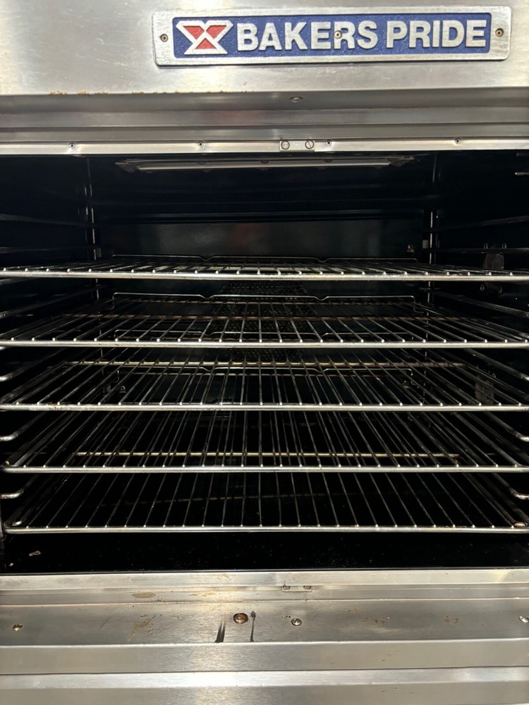 BAKERS PRIDE DOUBLE STACK GAS OVEN CYCLONE SERIES