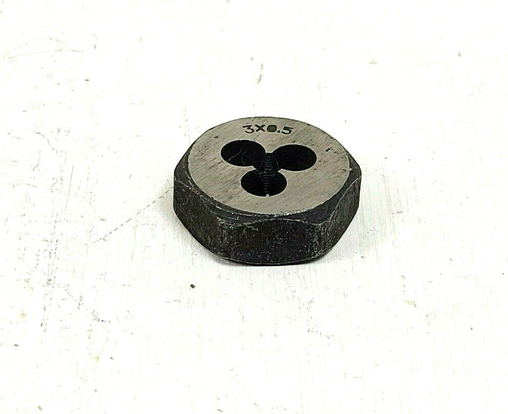 3 X 0.5 Rethreading Die D03050