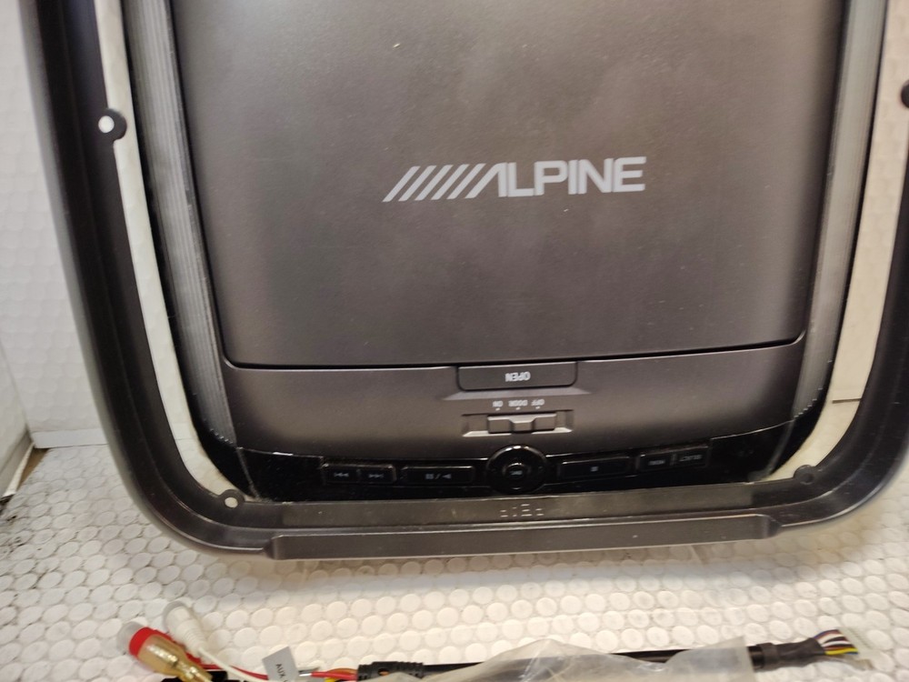 Alpine PKG-RSE2 DVD Rear Seat Entertainment Package 10.2" Screen