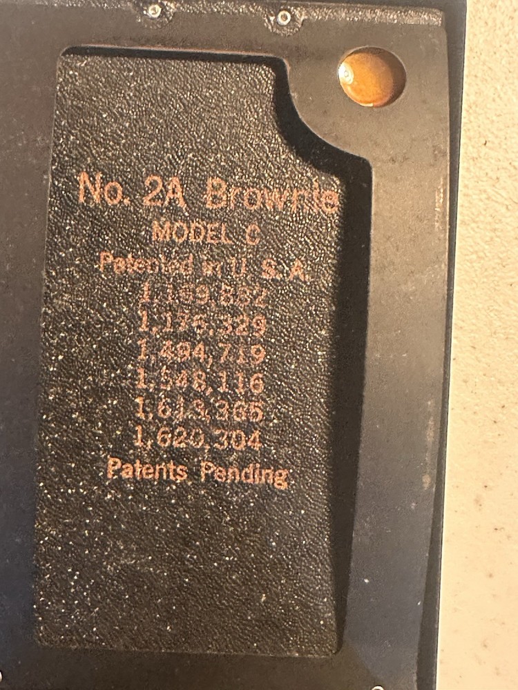 Brownie No2A Model C. Vintage Camera