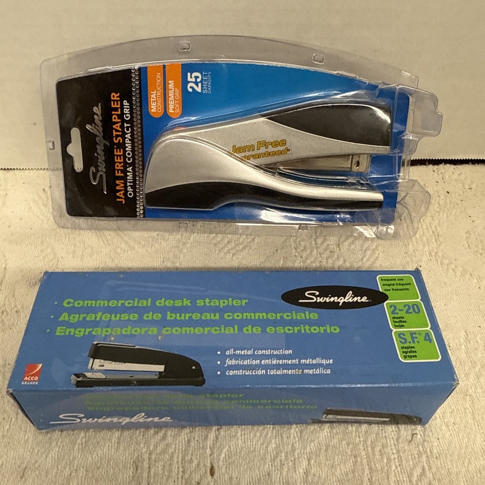 Lot 2 Swingline staplers 25 Sheet