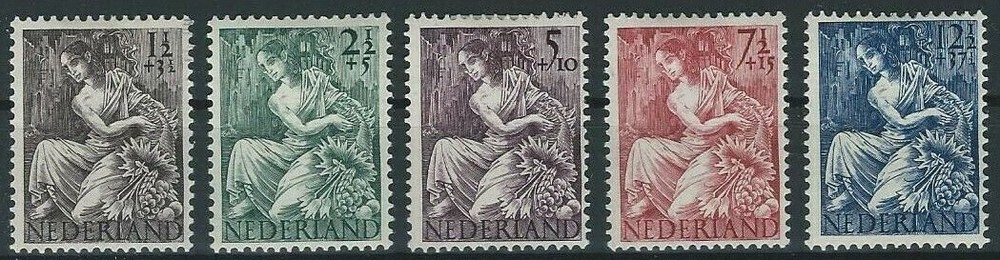 Netherlands Issue 1946 (449-453) Mint never Hinged