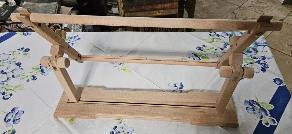 Wood Needlepoint Stitchery Lap Frame Table Base 20" Scroll Adjustable Embroidery