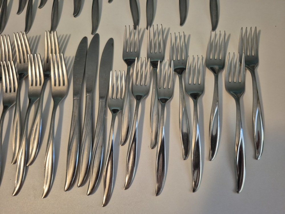 46 Pc Gorham WAIKIKI STAINLESS Mixed Flatware Lot FORK SPOON KNIFE