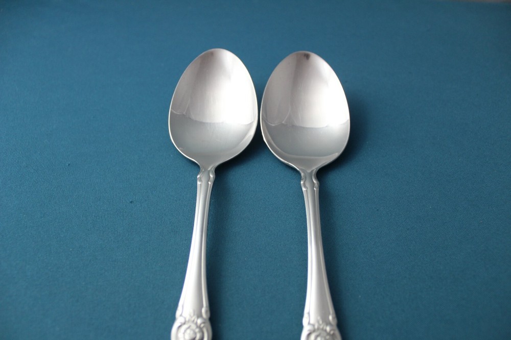 Oneida PLANTATION Serving (2pc Set) Tablespoons Community 8 3/8"