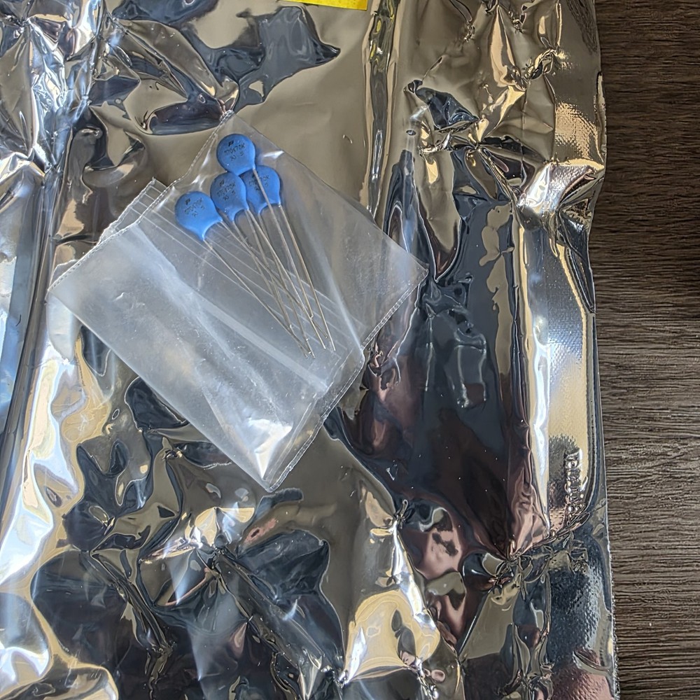 Liftmaster CAP2D Connected Access Portal 2-Door Controller 2019 Untested READ