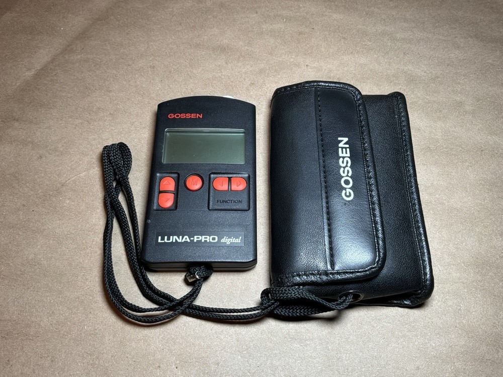 Gossen Luna Pro Digital Light Meter