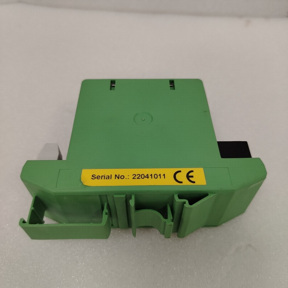Phoenix Contact Typ UM + RC-T Terminal Block