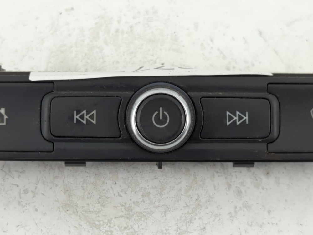 2019-2019 Chevrolet Silverado 1500 Radio Control Panel PC1XT