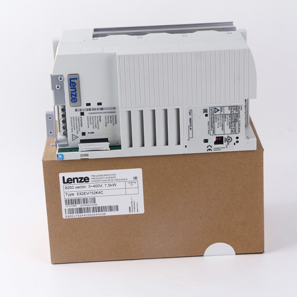 1PC Lenze E82EV752K4C Frequency converter E82EV752K-4C New Expedited Shipping