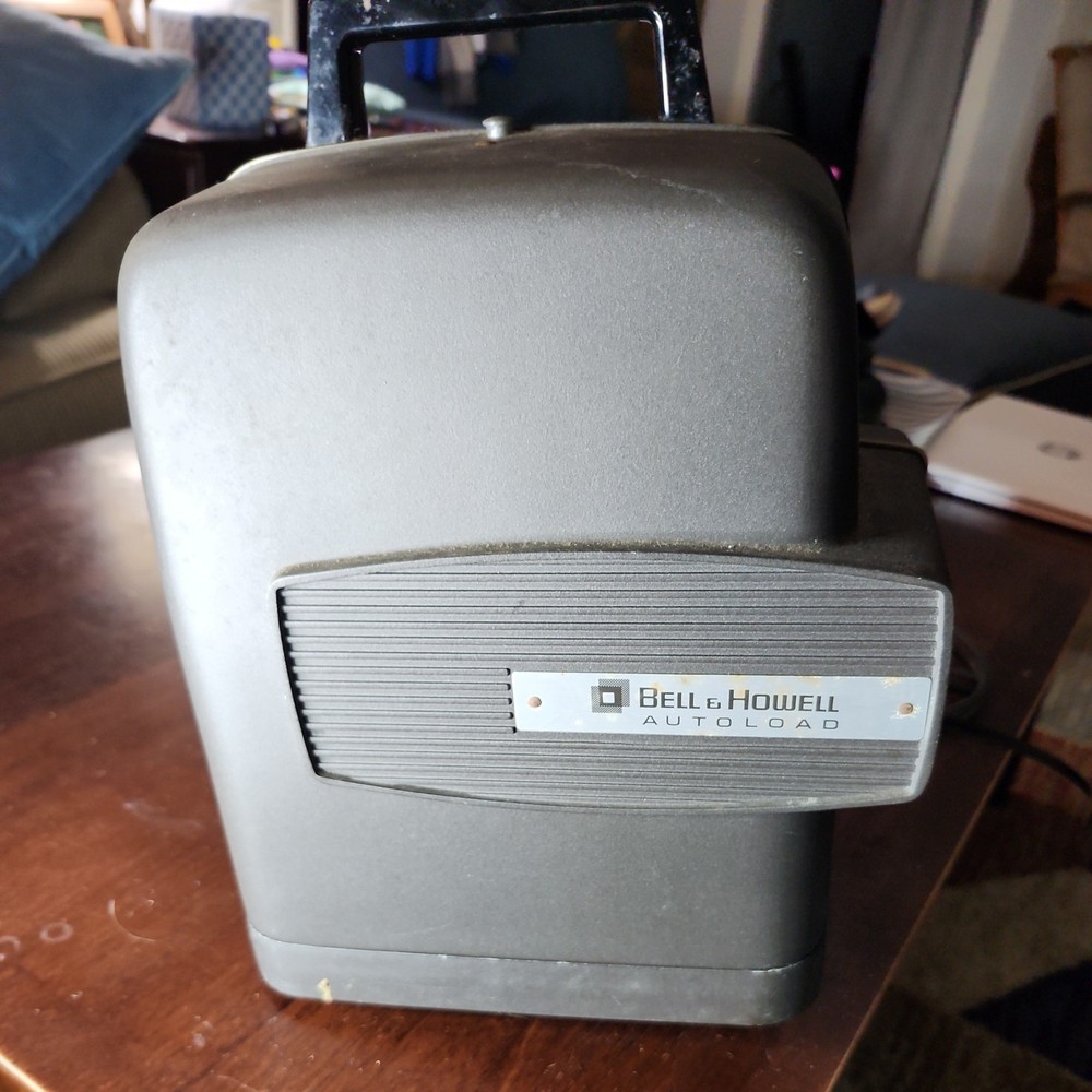 Bell & Howell 346A Super 8 AutoLoad Projector Motor Engages Needs Service