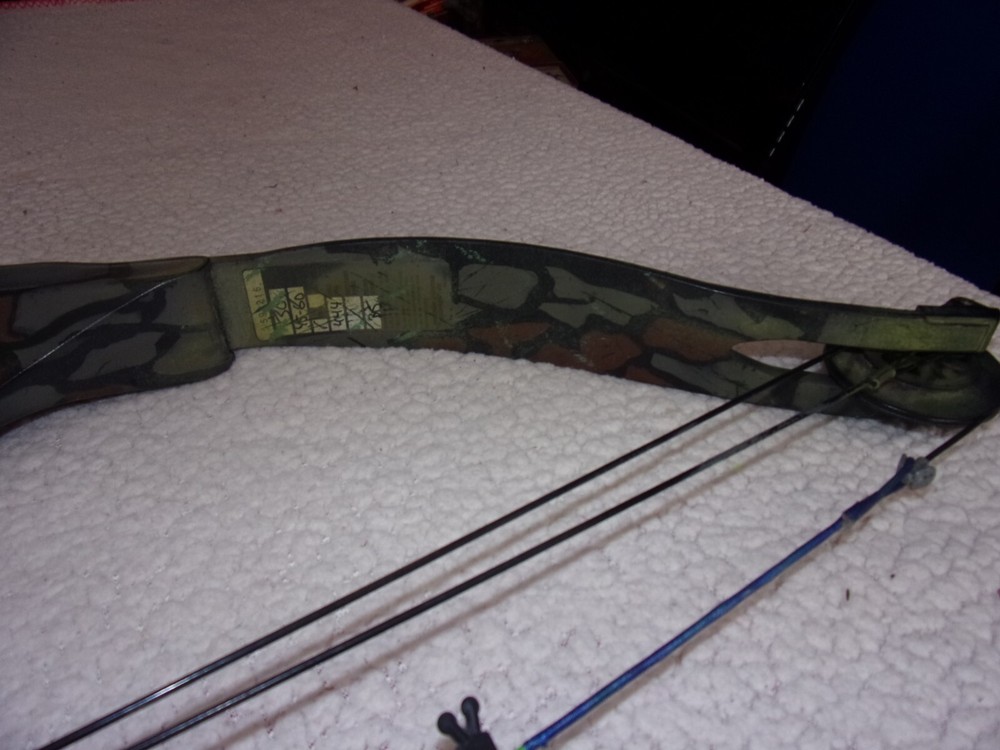 PSE Game Sport Compound Bow