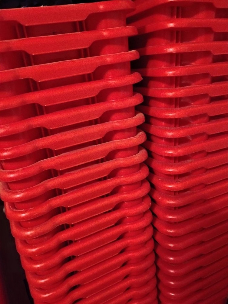 U-Line S-14603R Stack and Nest Container 18" x 11" x 7" , RED
