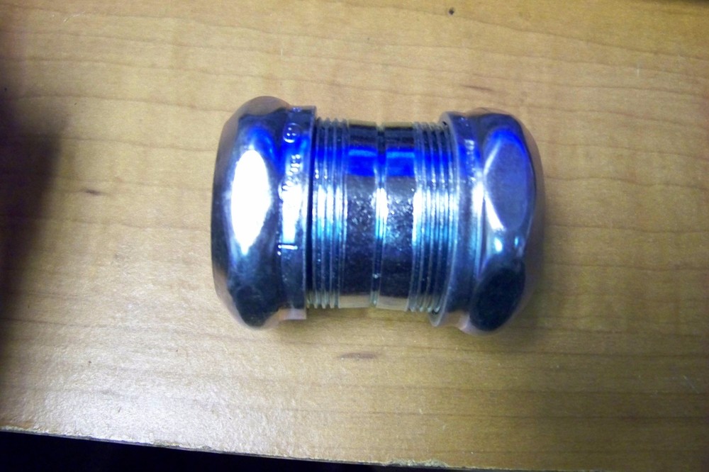 NEW ETP 6100S 1" EMT Steel Compression Coupling