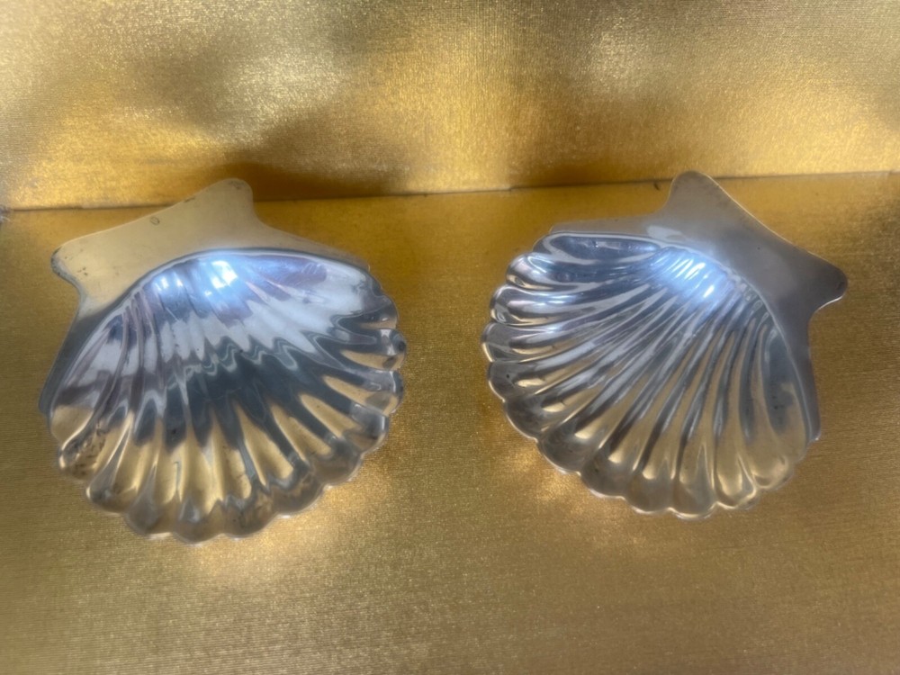 STERLING MEXICO 3/CLAM SHELL W/ HANDLE SERVER PLUS 2 INDIVIDUAL CLAM SHELLS