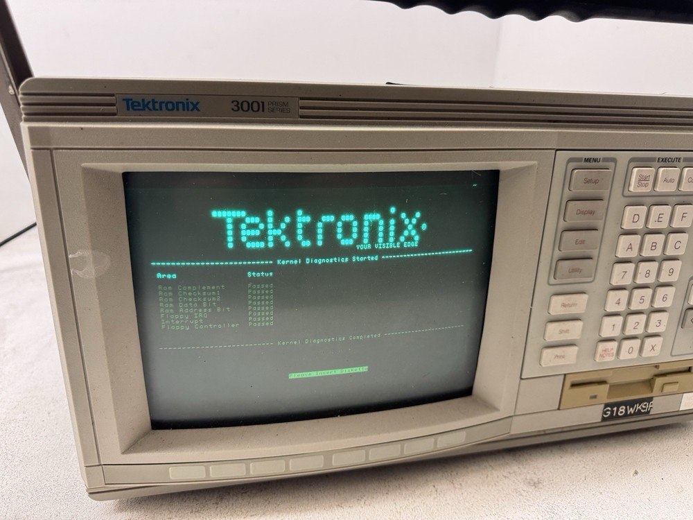 Tektronix Prism 3001 Logic Analyzer