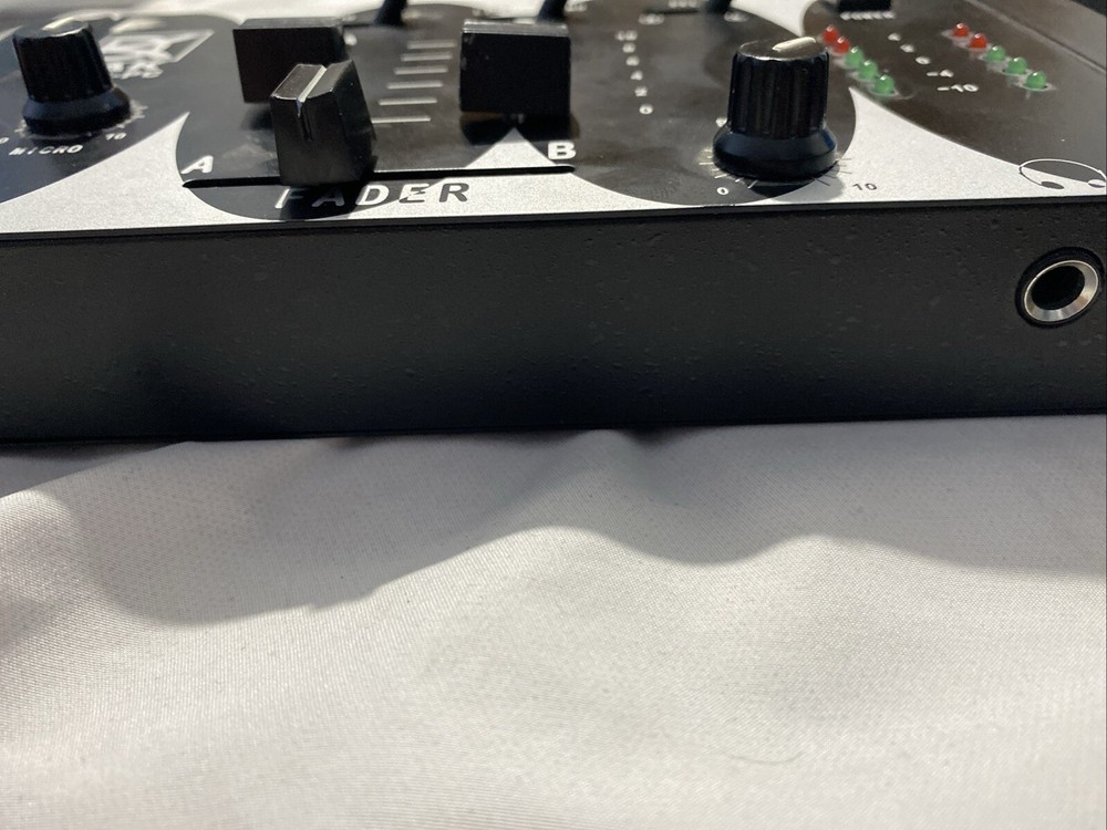 DAK 2800-PC Interface Stereo DJ Mixer w/power supply