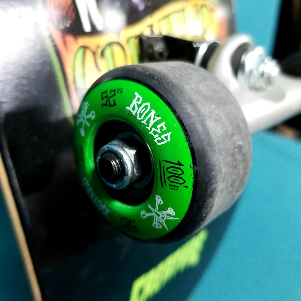 Creature David Gravette "Skully" Model Skateboard 31.5"