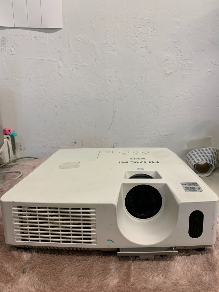 Hitachi CP-X2011N Projector