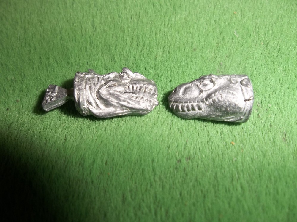 WARHAMMER  LIZARDMEN 2 CLASSIC KROXIGOR  HEADS