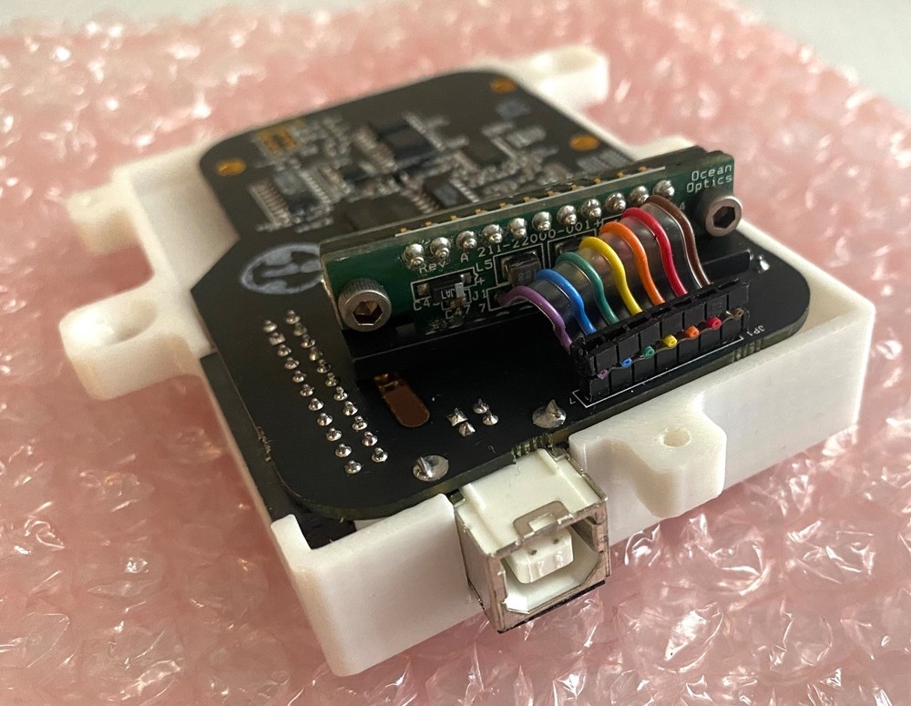 Ocean Optics spectrometer USB2000 motherboard w/ sensor