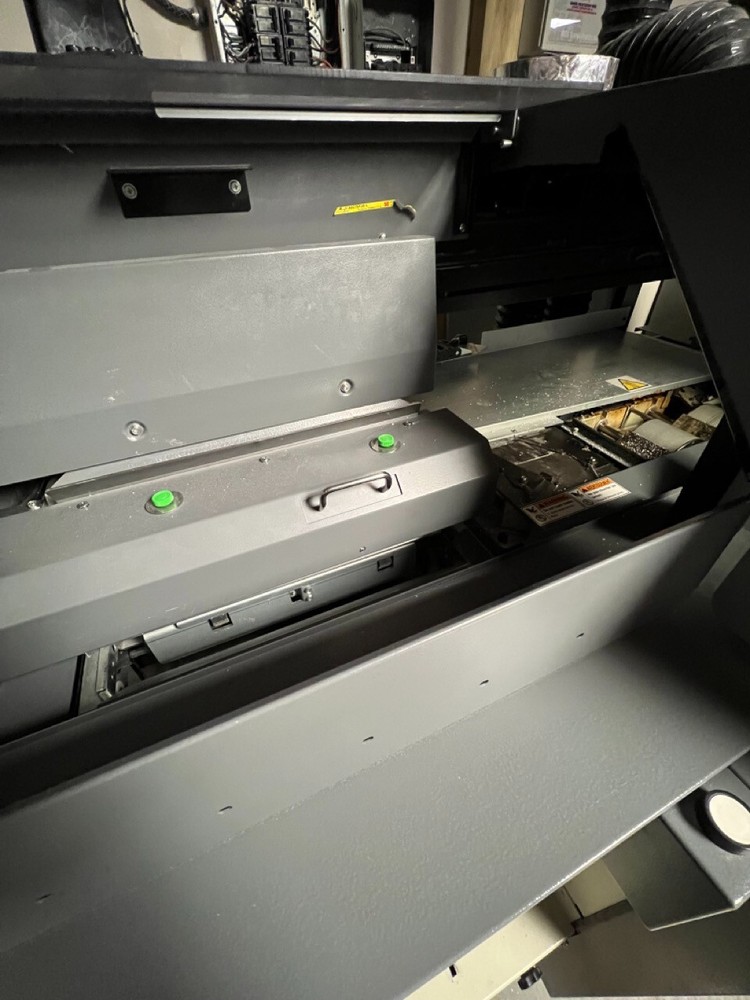 Duplo DPB-500 Perfect Bound Machine