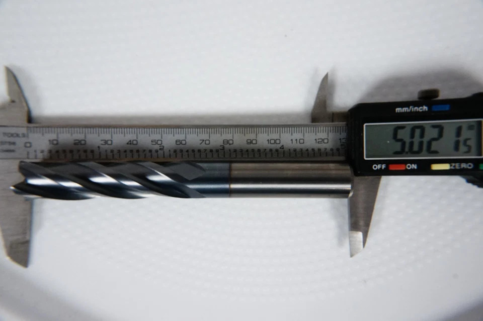 4 Flute 5/8" x 2-1/4" x 5" Variable Helix Solid Carbide End Mill - TiALN