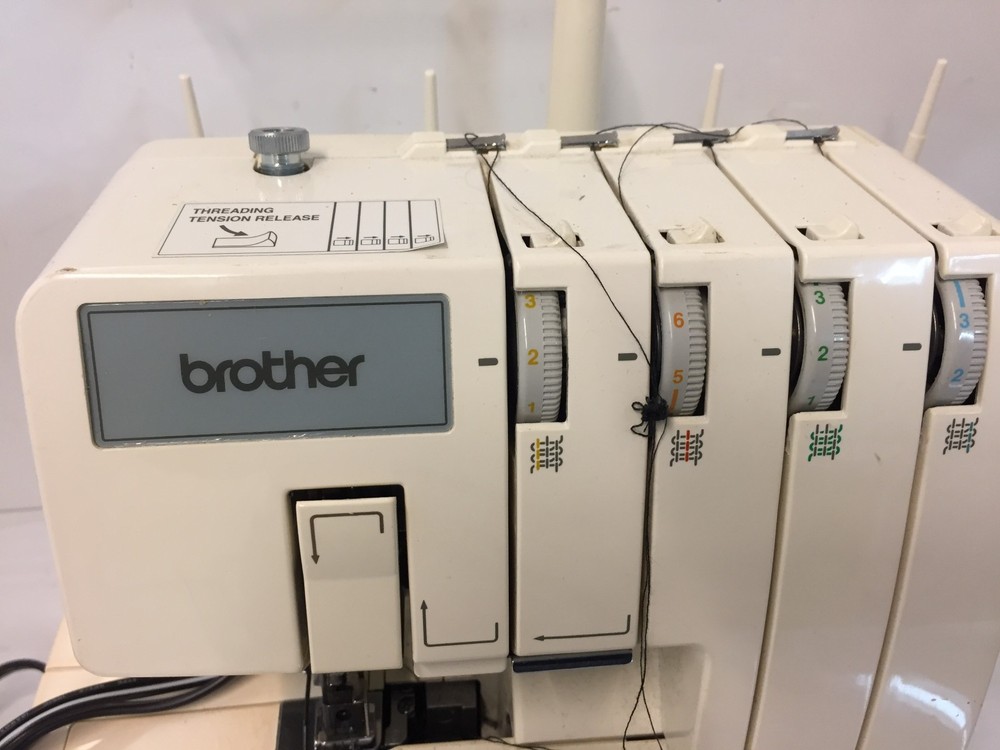 Brother Lock 929D Serger Overlock Machine