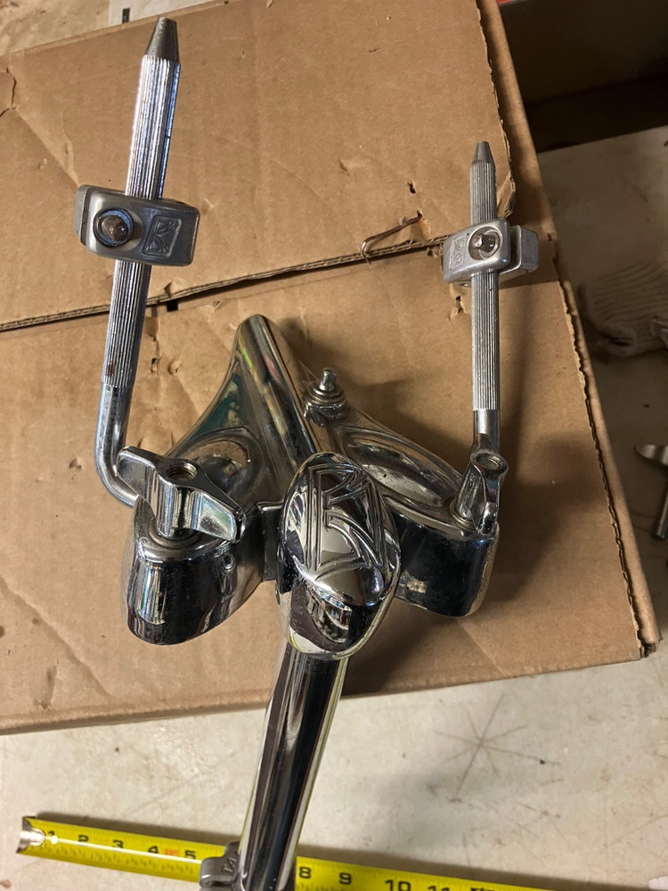Tama MTH905N  adjustable Double Tom drum mount Holder