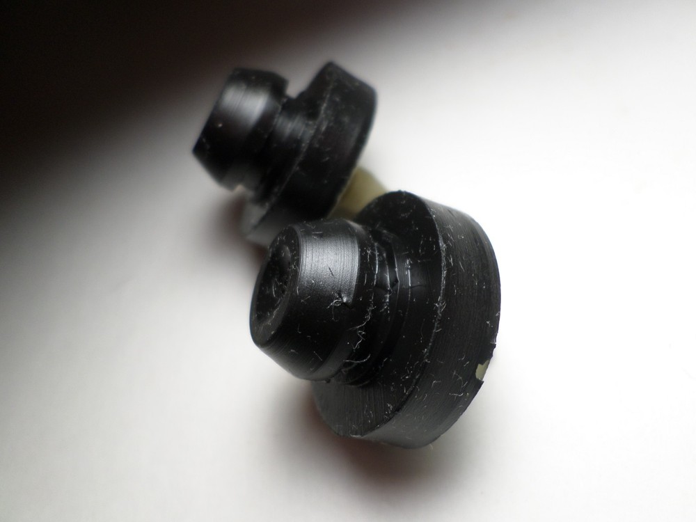 IBM Selectric II Model 8x Typewriter RUBBER FEET 2pc cone shaped part