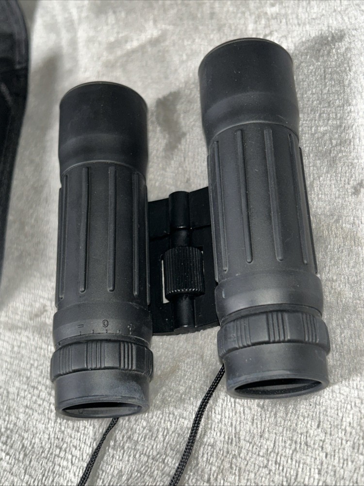 Optisan Compact 10X25 Field 5.5 Binoculars With Case