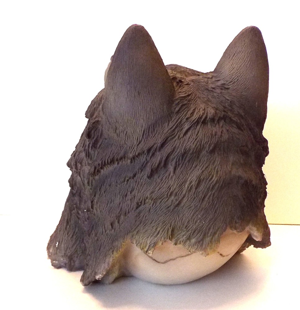 Skull with Wolf Hat Figurine Statue Skeleton Halloween