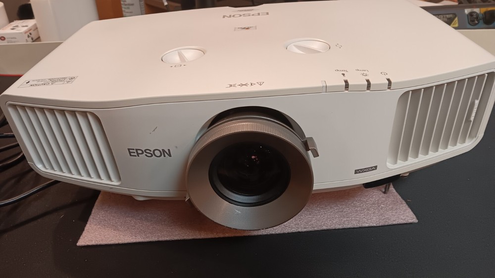 Epson PowerLite 4200W Multimedia LCD Projector  H348A
