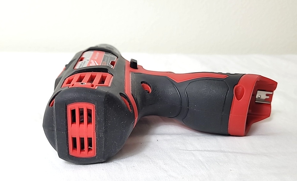 Milwaukee 2407-20 M12 3/8" Cordless Drill Driver Tool Only