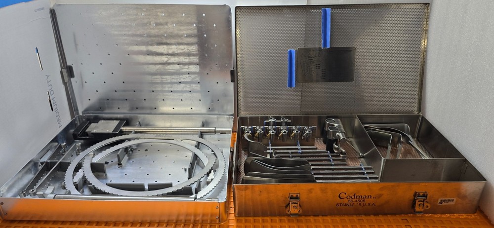 Codman Bookwalter Retractor Set with Tray