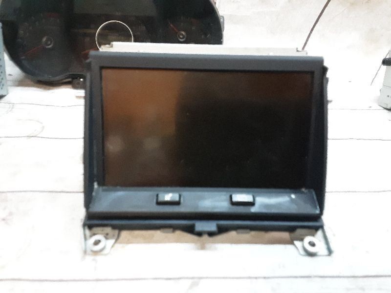 Info-GPS-TV Screen Navigation Display Fits 05-09 LR3 815876