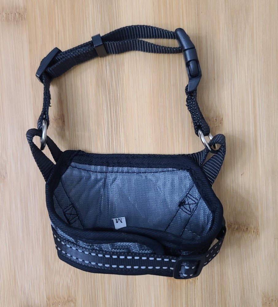 Dog Muzzle, Soft Pet Muzzle anti Biting, Barking, Chewing & Breathable - Medium