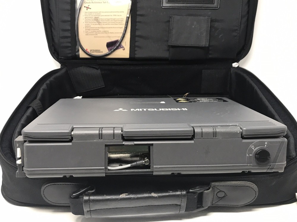 Untested Mitsubishi Transportable MT Type NT100A Version 2.0 Satellite Terminal